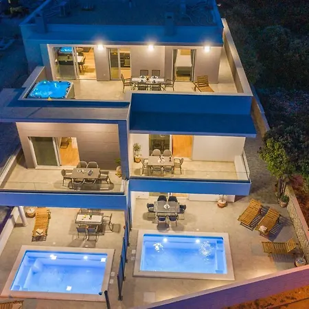 Eni Apartment