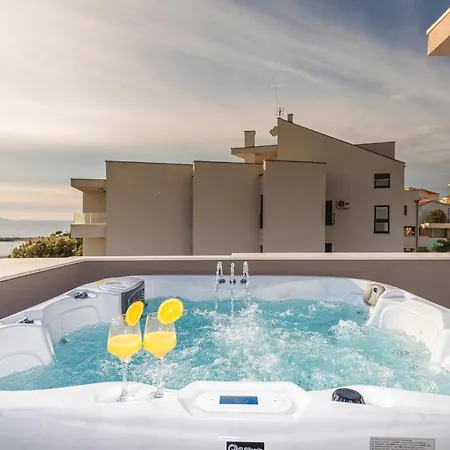 Eni Apartment Mandre